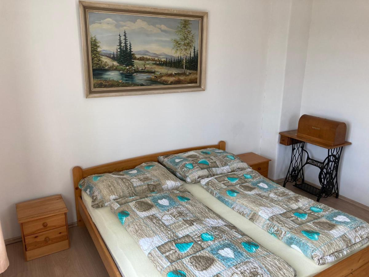 Vila Galant Konice Buitenkant foto